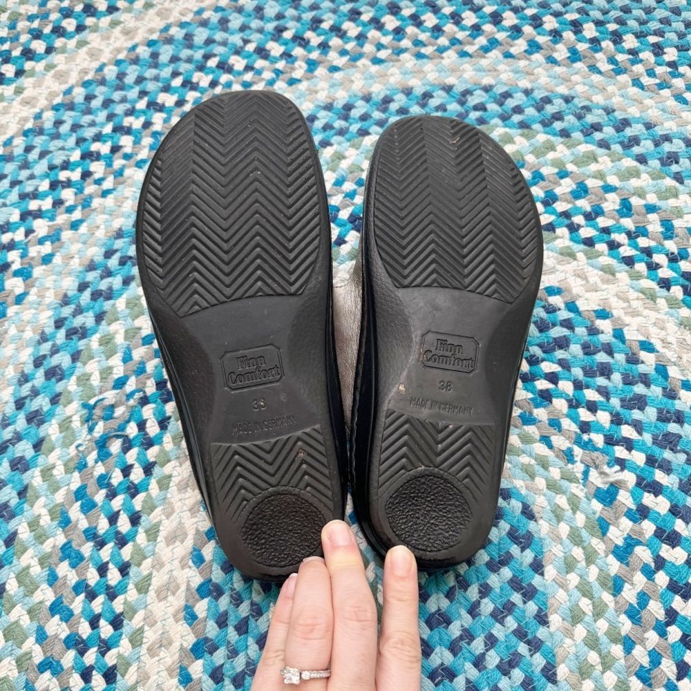 Finn Comfort Low Platform Gold‎ Strap Sandals - Picture 6 of 7